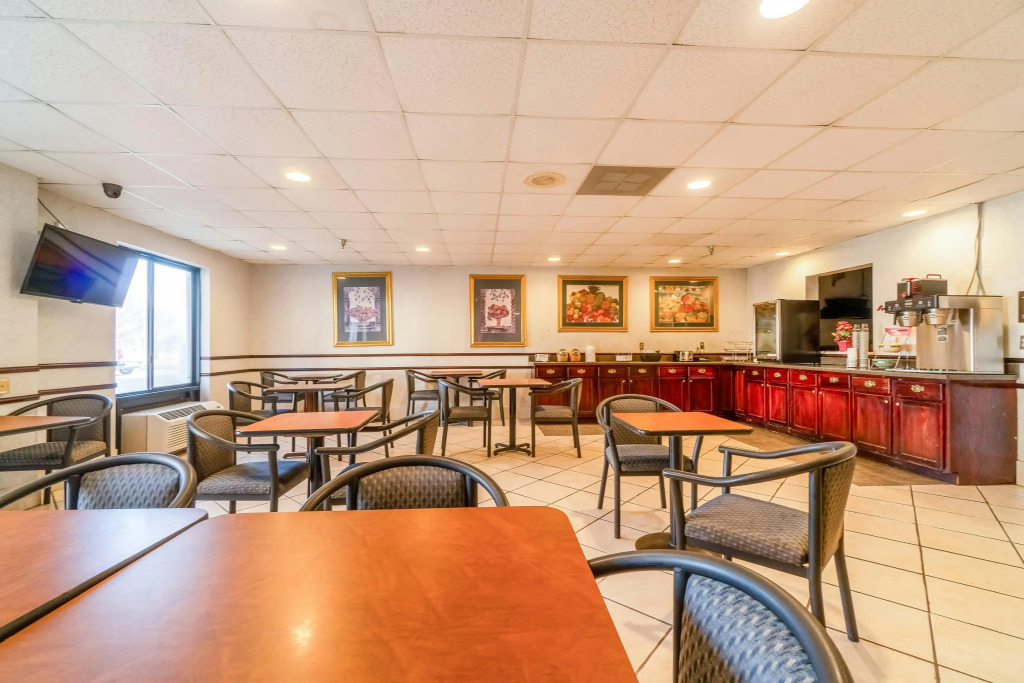 Ark Suites By OYO Jonesboro I-555