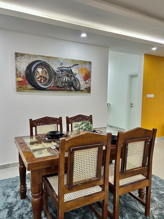 Aqua Gardens Apartments