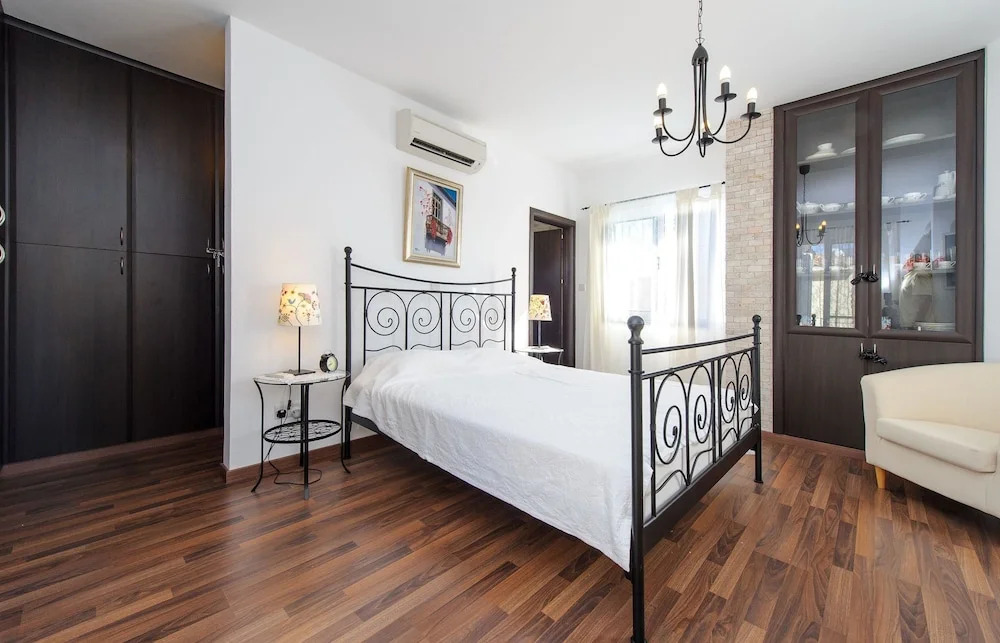 Cyprus Villa Crystal 15 Gold
