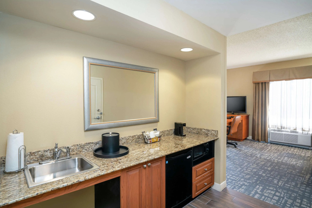 Hampton Inn & Suites Murfreesboro