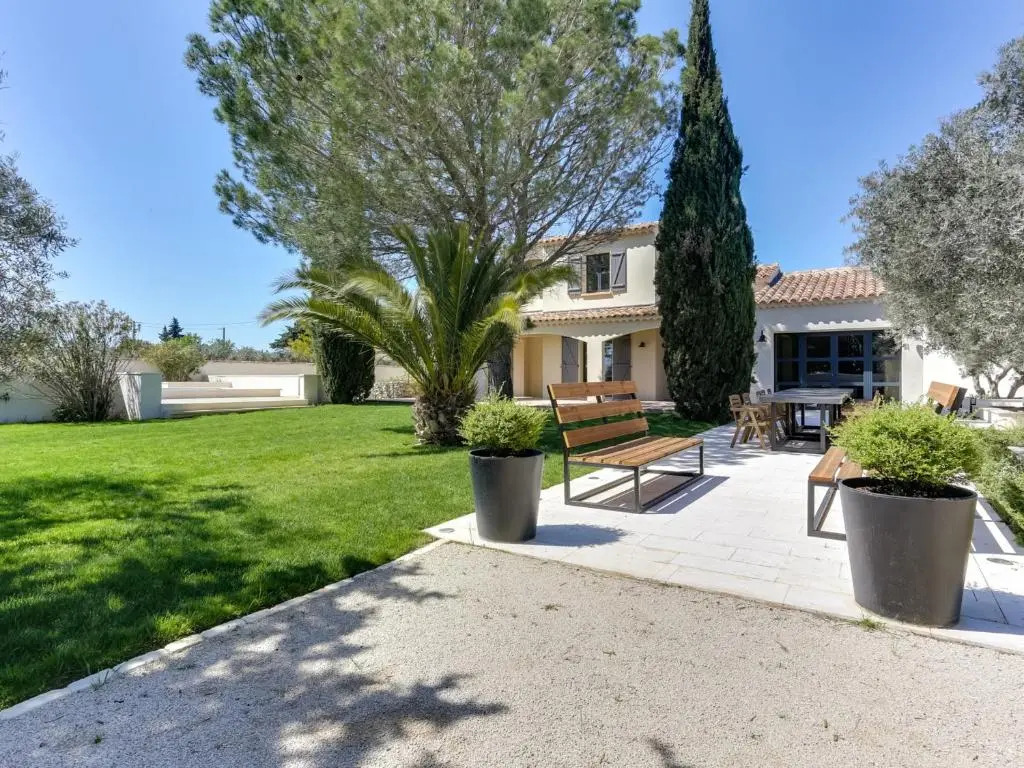 Maison Arles, 6 pièces, 8 personnes - FR-1-599-6