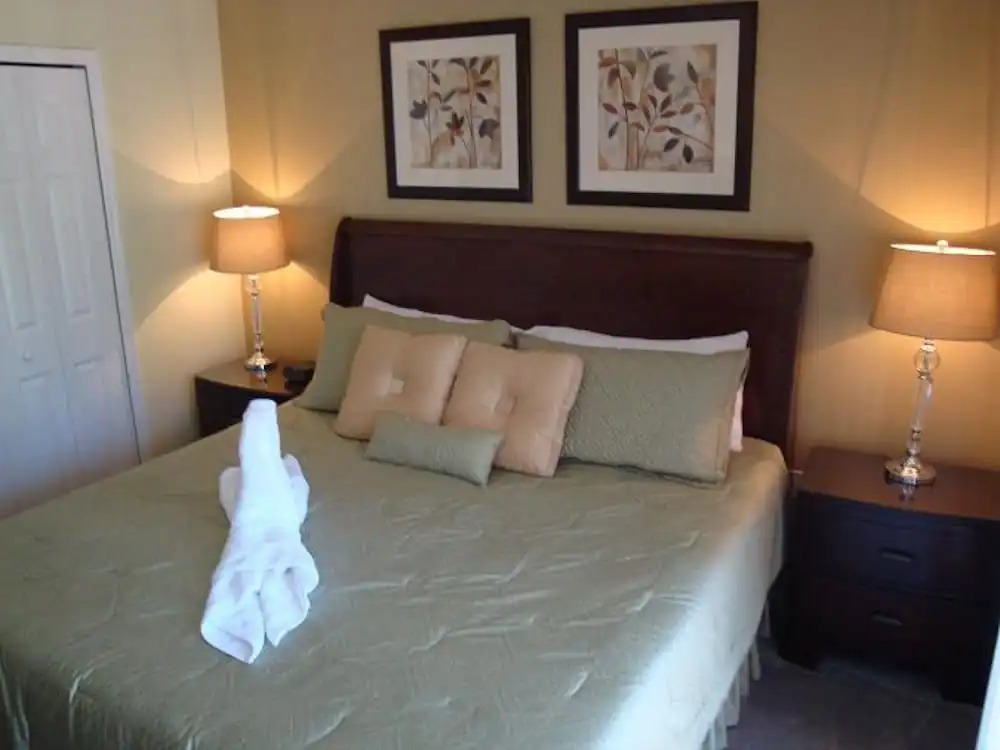 3BR 2.5BA Home in Emerald Island Resort by CV-8479