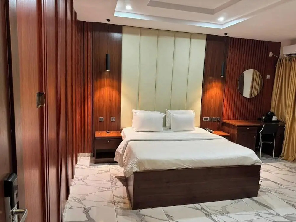 Ricky Hotels