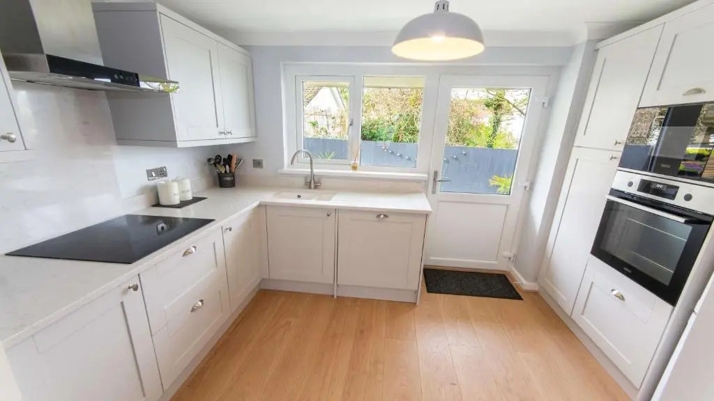 Oceanside Croyde 3 Bedrooms Sleeps 6