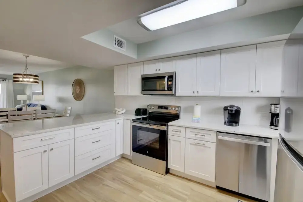 551 El Matador 2 Bedroom Condo
