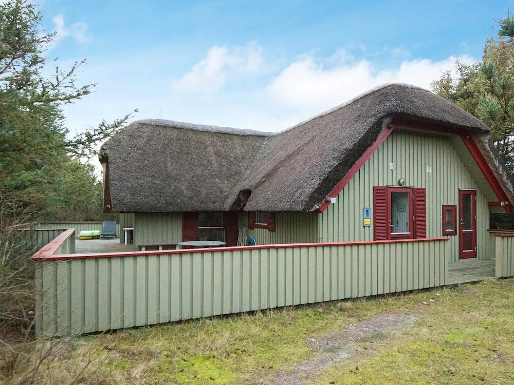 Traditional Holiday Home in Hvide Sande With Terrace