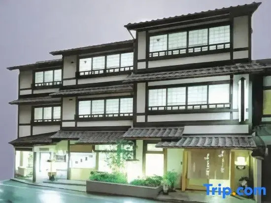 Tomi-Chaya Japanese Hotel