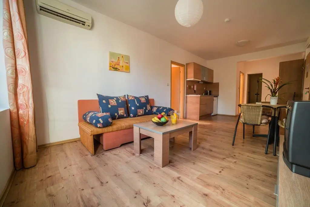 Step Hotel