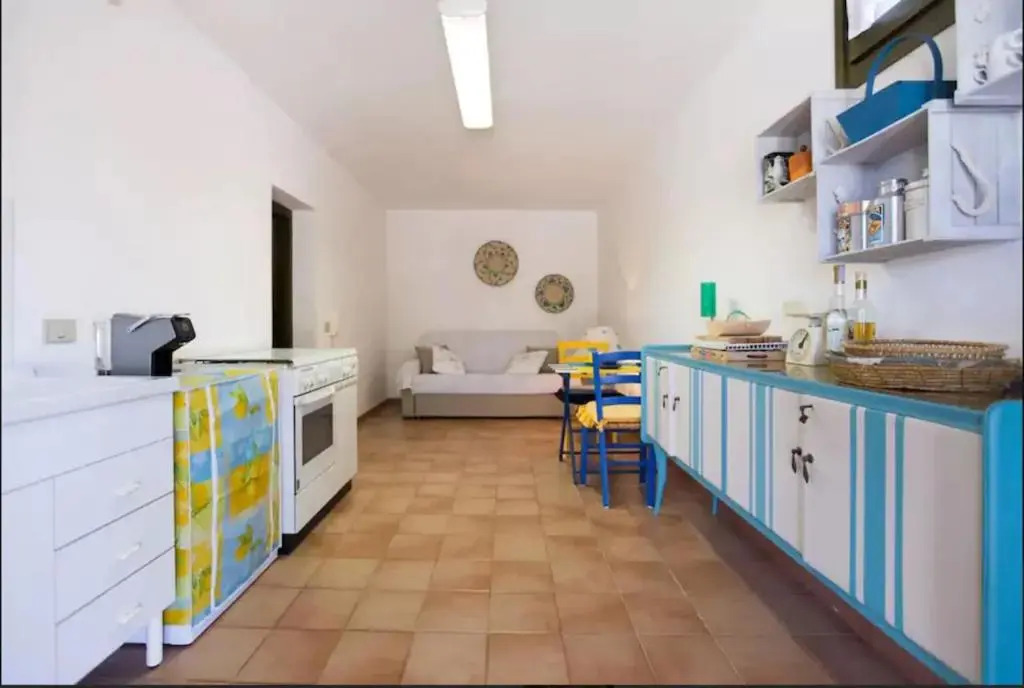 Alghero Villa Melissa per 6 persone con piscina e giardino