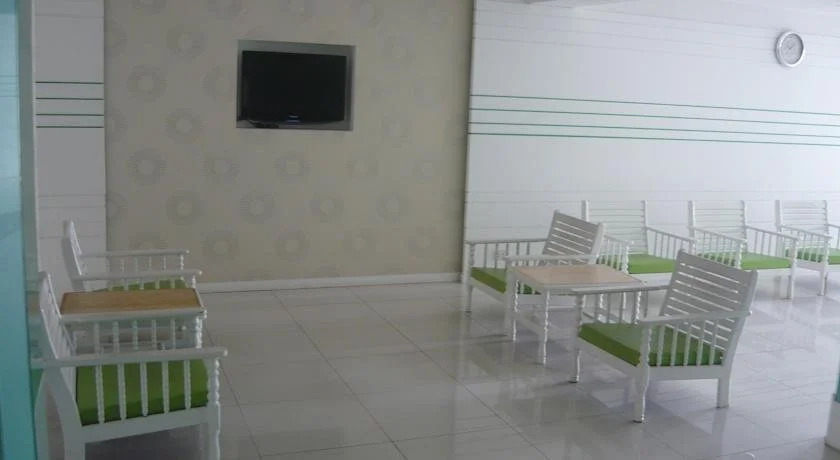 Morakot Twin Chumphon