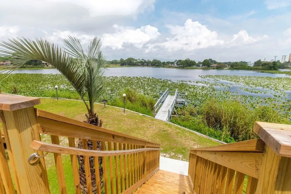 Lullwater Drive 301 C-423 - 2 Br condo by RedAwning