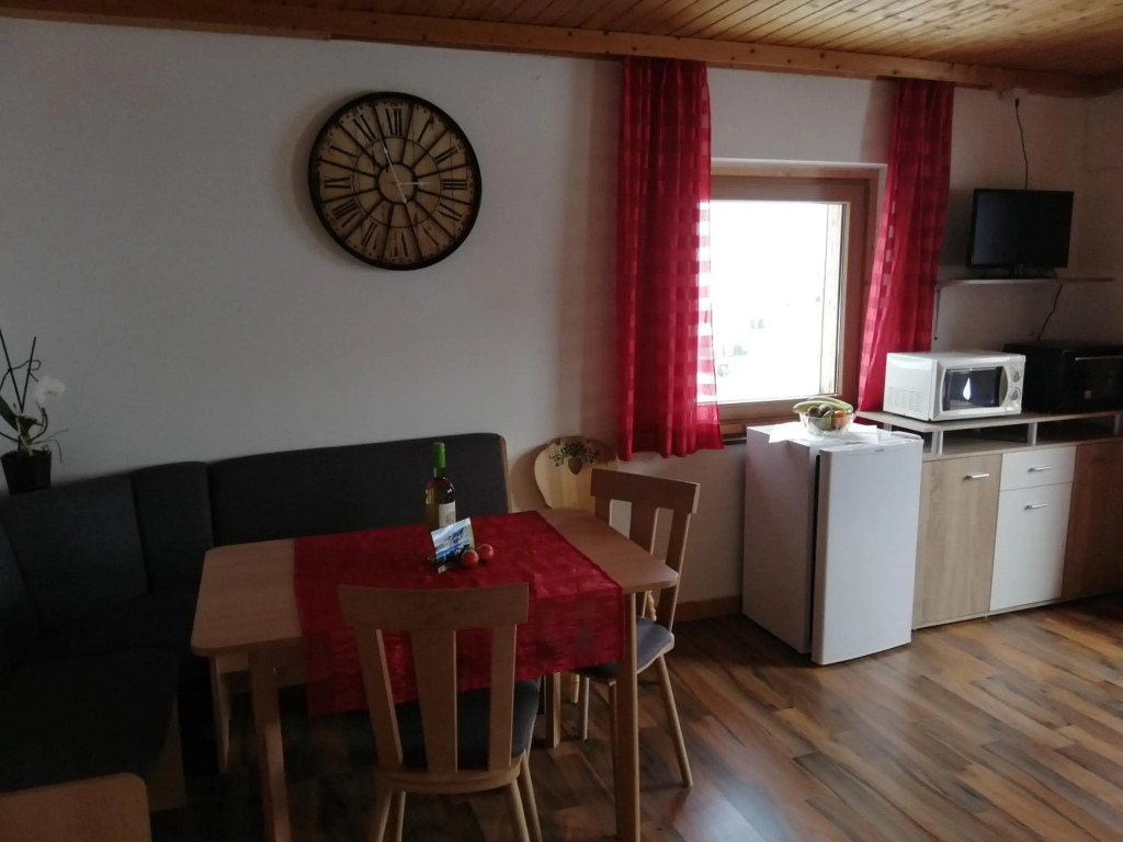 Apartment Lainer