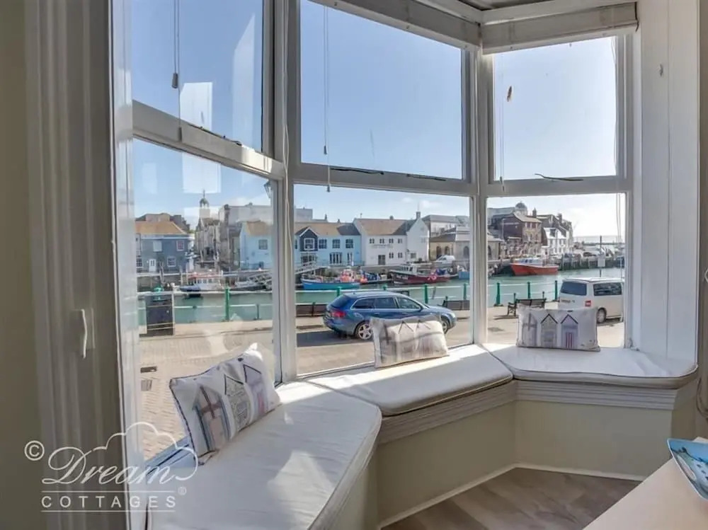Harbour Edge