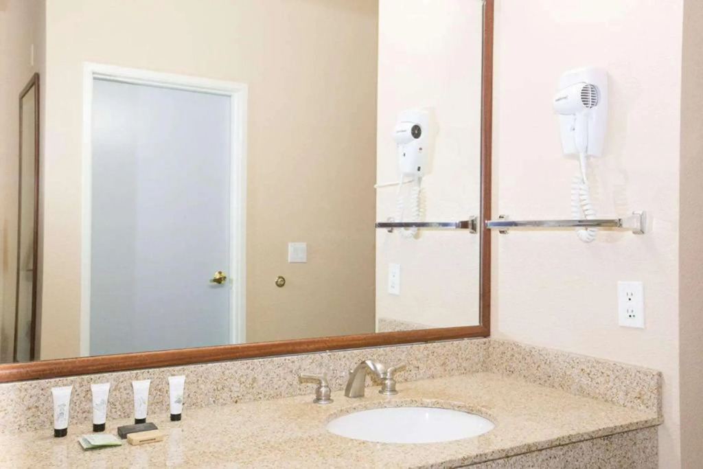 Red Lion Inn & Suites McMinnville
