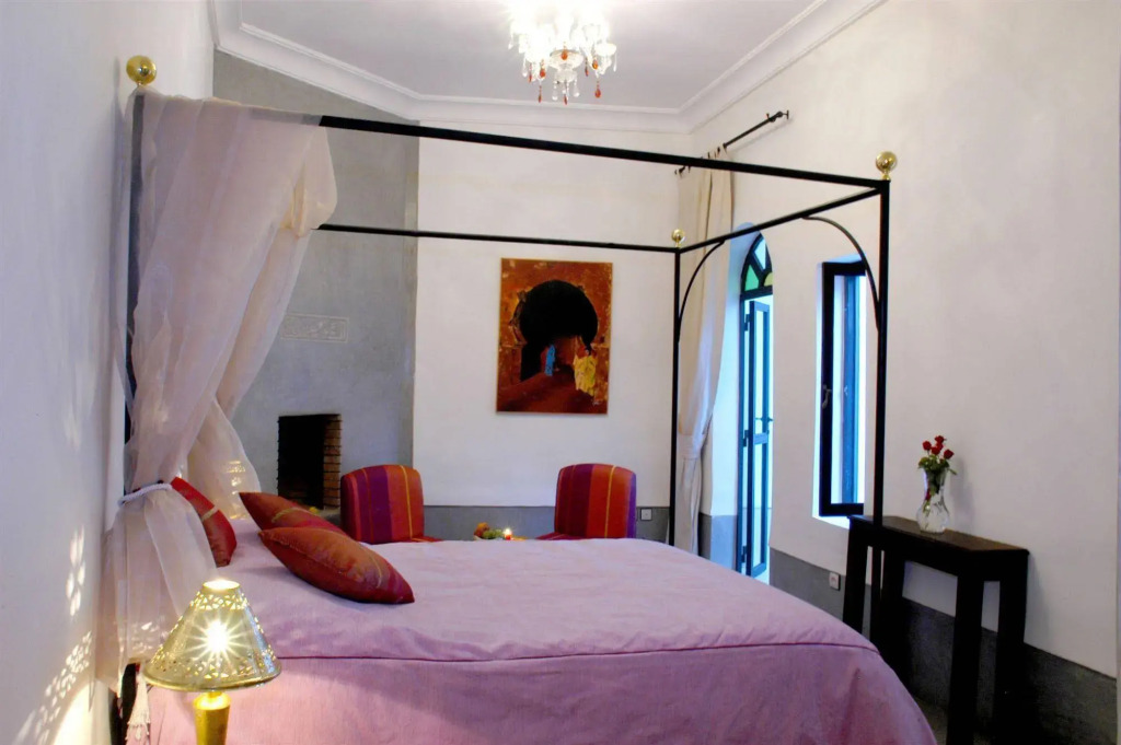 Riad Davia