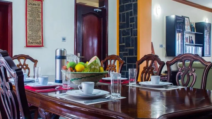 Bona Safari Villa Bunamwaya