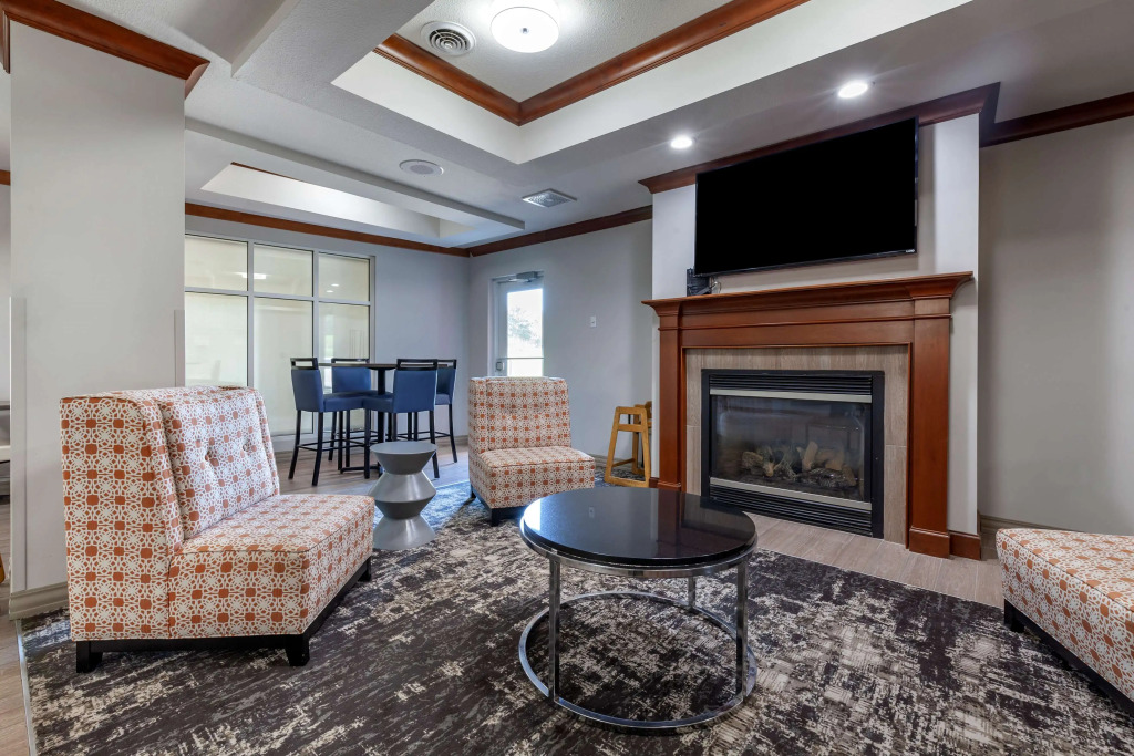 Best Western PLUS Sparta Trail Lodge