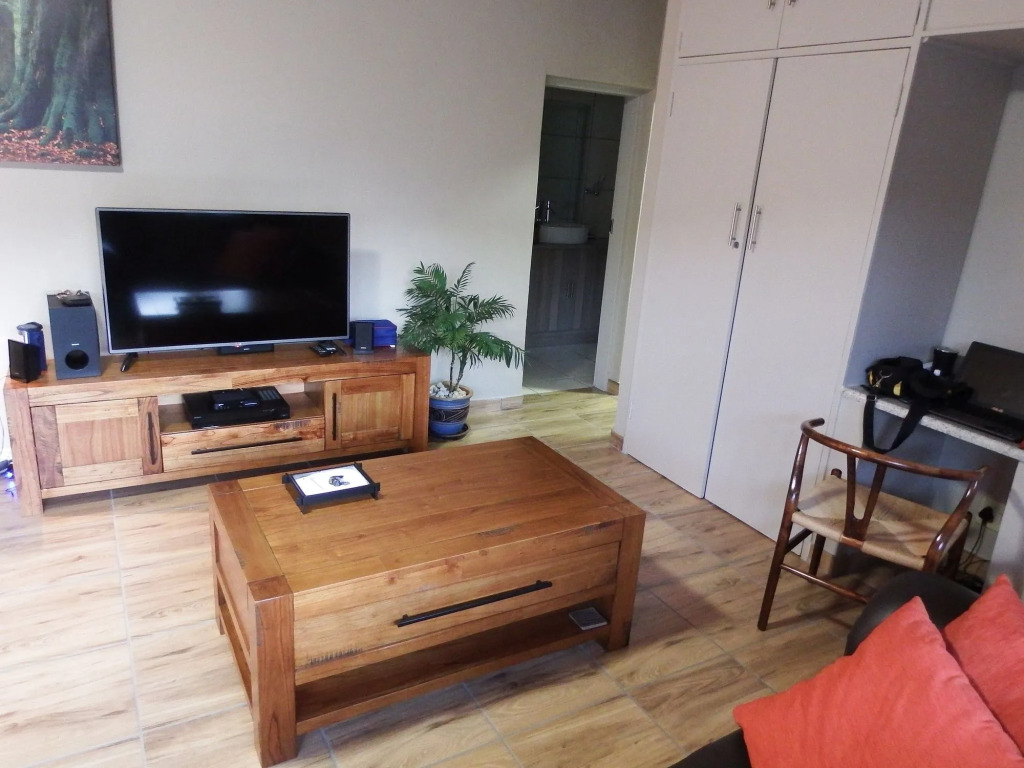85 Ehmke Guesthouse