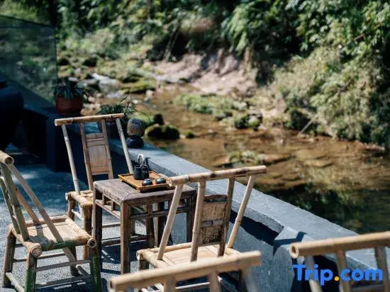 Xiling Floral Water Bay Xiyuxi Hot Spring Homestay