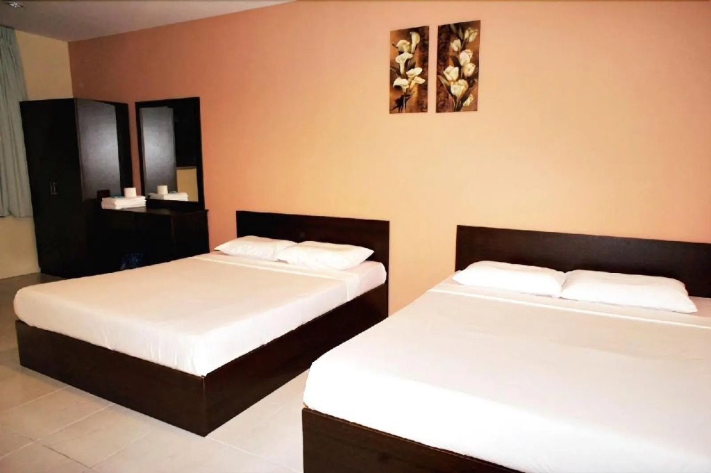 48 Room For Rent