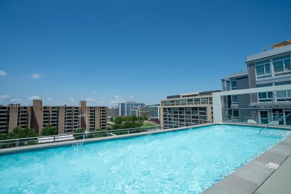 SoBe Waterfront Apartments