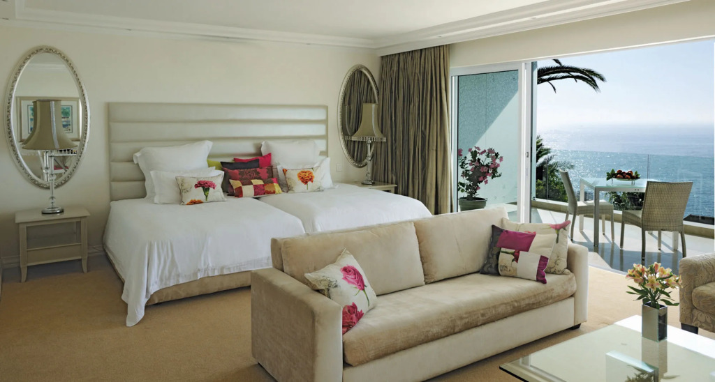 The Clarendon - Bantry Bay