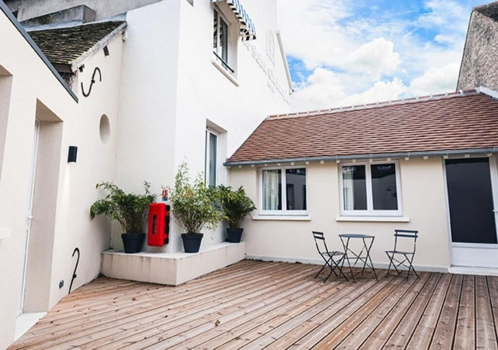 Hotel SaintChristophe Houdan