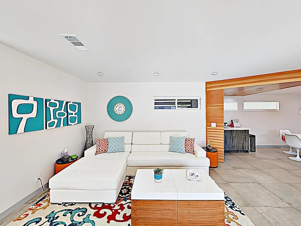 2393 Palm Springs - 3 Br Home