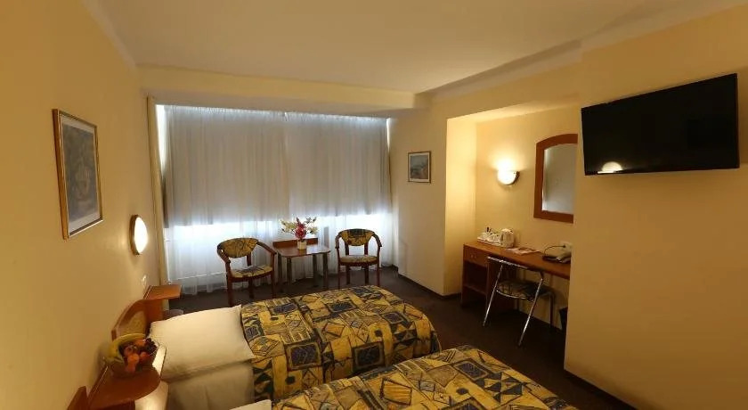 Hotel Lux