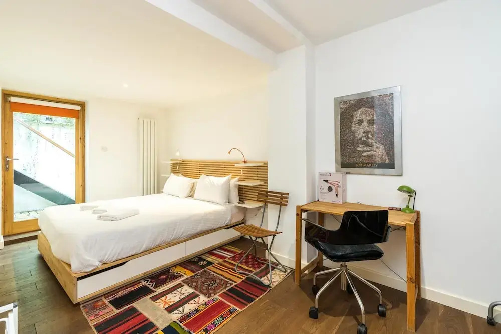 Charming 2 Bedroom Apartment in Kentish Town