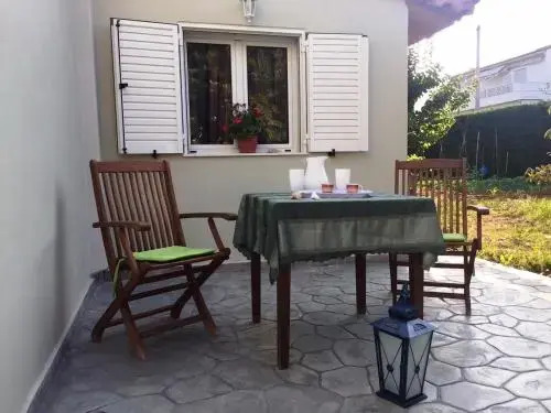 VASO HOME 150m. from the beach.