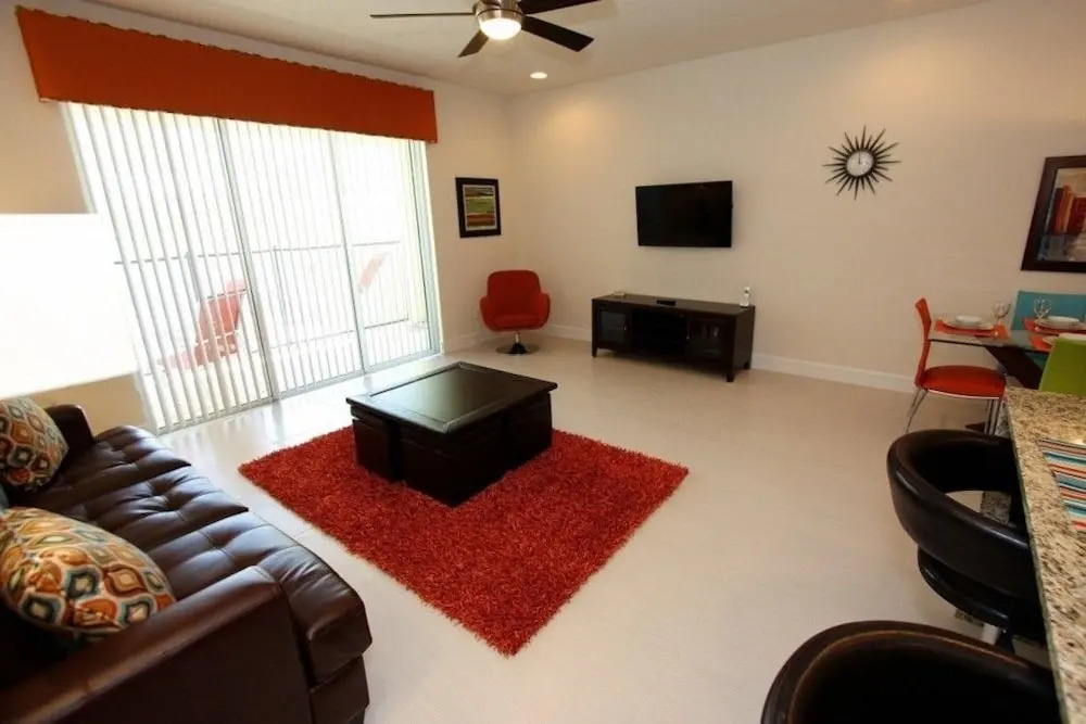 ACO FAMILY – 3 bd with pool (1634)