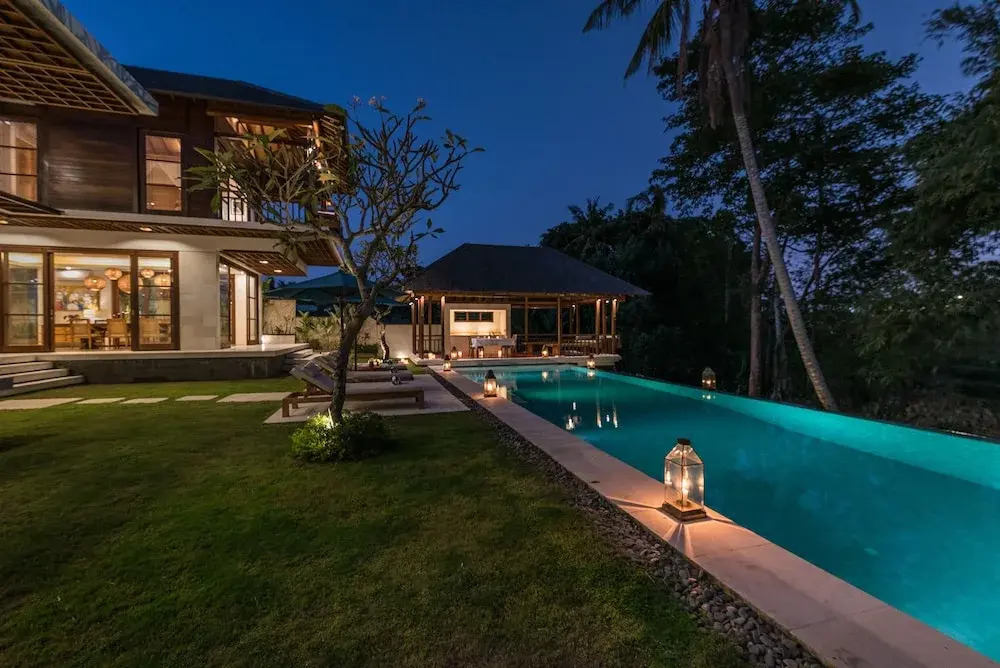 Villa Rusa Biru