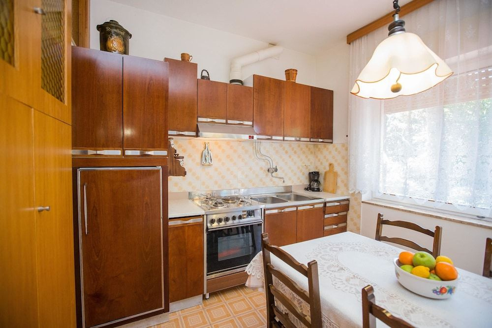 Apartments Lončar