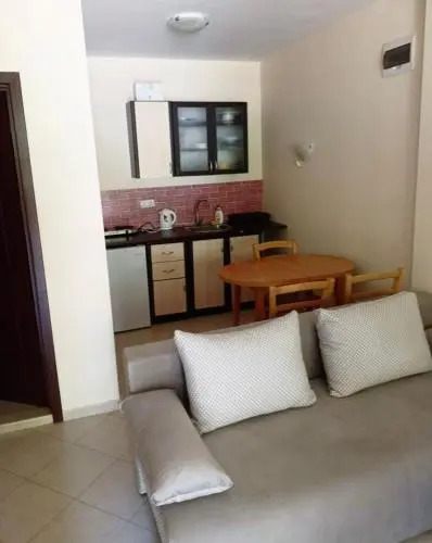 Cascadas Studio
