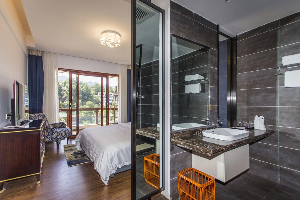 Leading Men Hotel