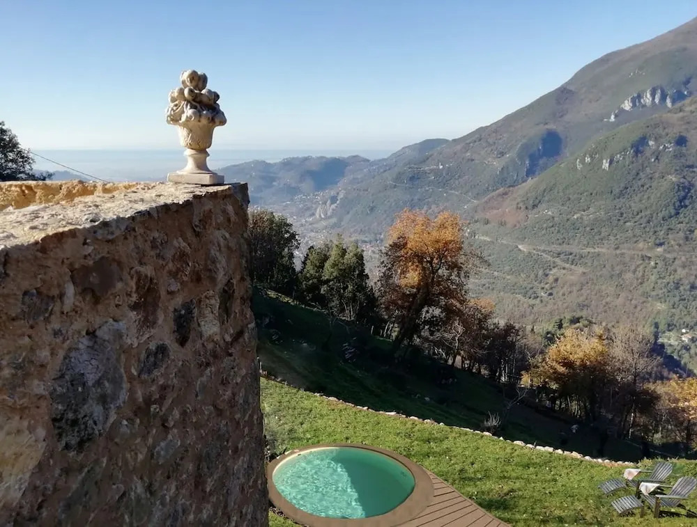 Il Podere di Metato Restored Tuscan Farmhouse With Pool With Views of Hills and Sea