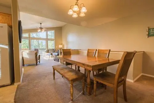 Fox Hollow Home