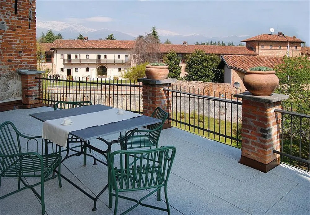 Castello La Rocchetta
