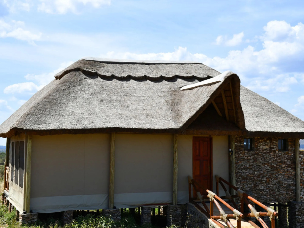 Serengeti Safari Lodge