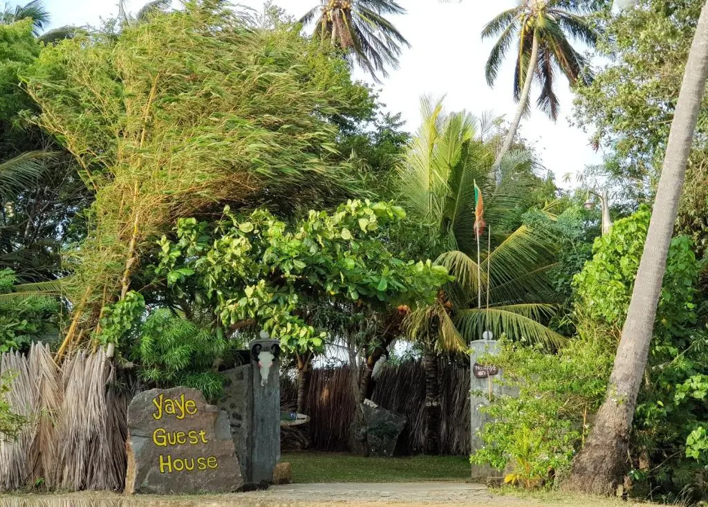 Yaye Guest House