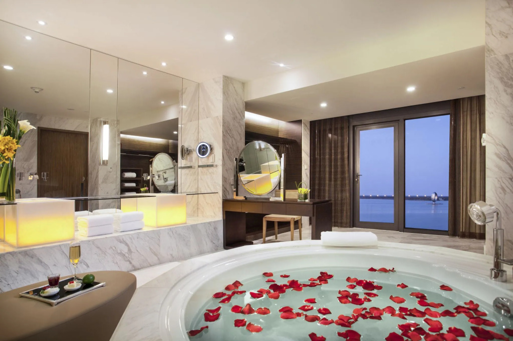 InterContinental Shanghai Harbour City by IHG