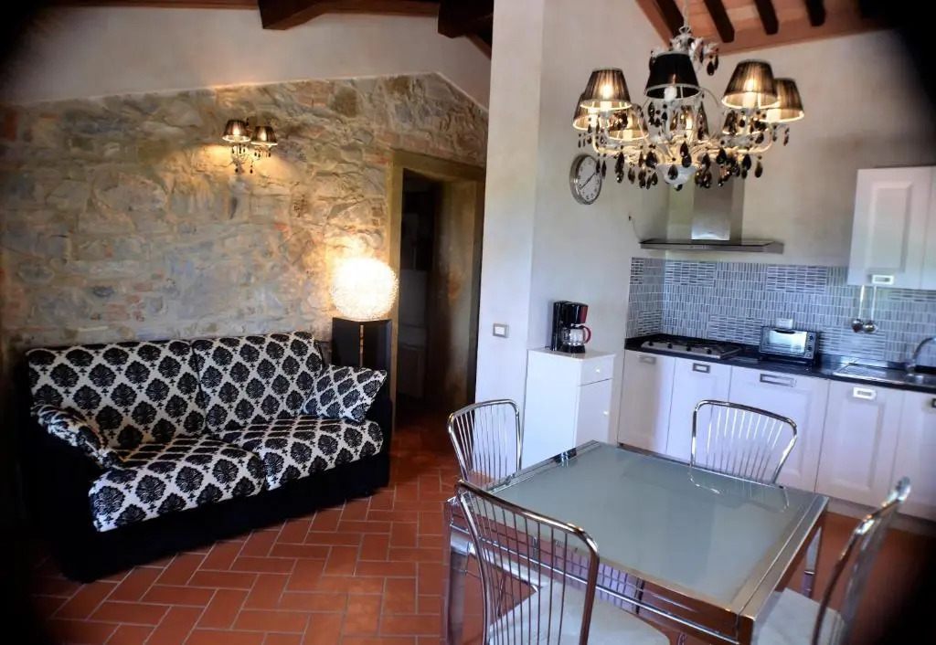 Villa Le Polle di Meletro - Exclusive Tuscan Villa with Private Pool & Panoramic Glass Sauna