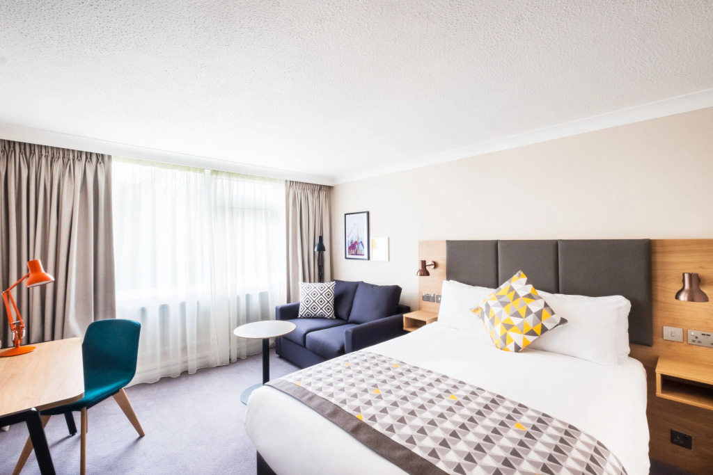 Holiday Inn Coventry M6, J2 by IHG