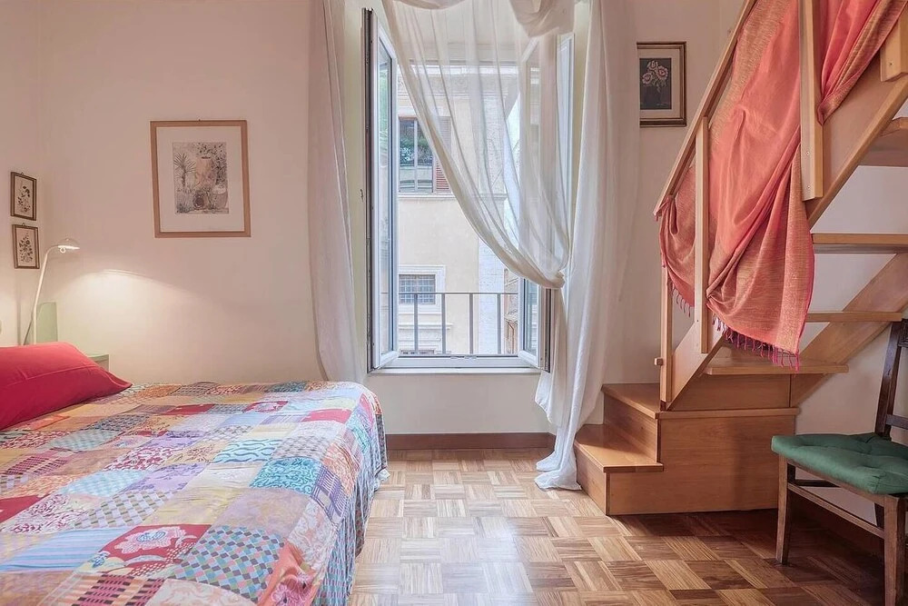 Amazing Apartment in Roma With Wifi and 2 Bedrooms