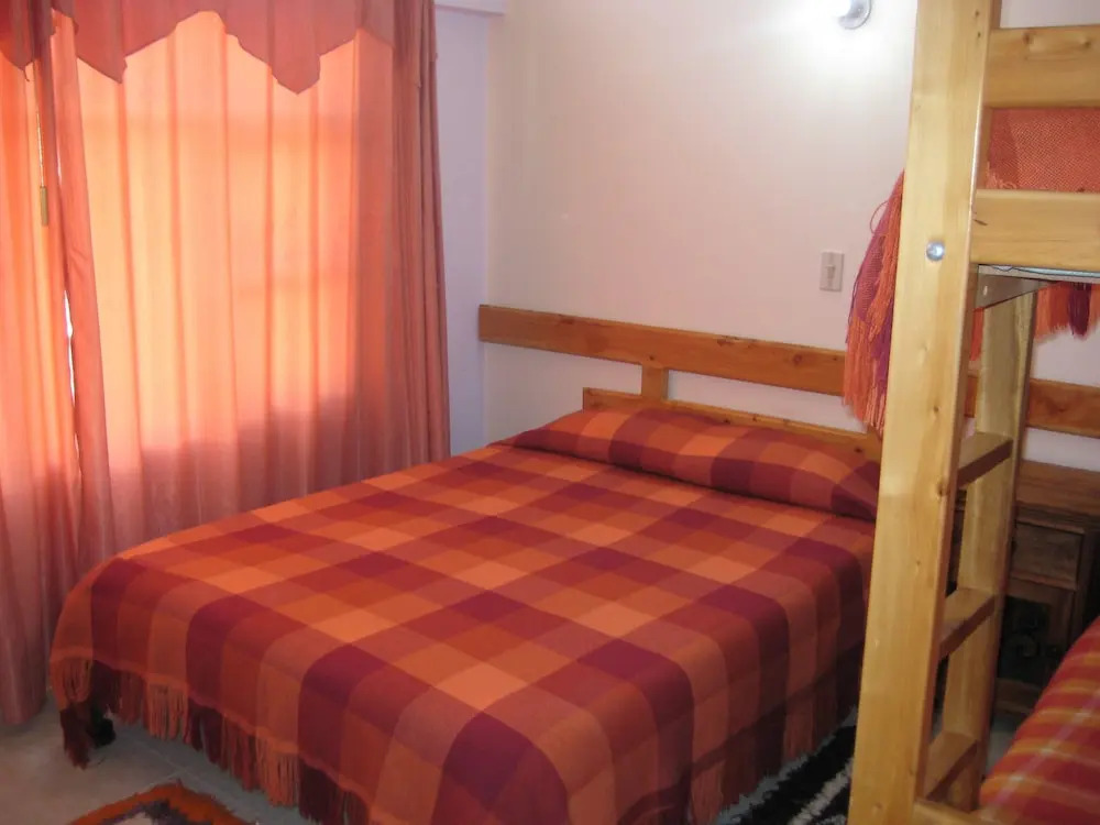 Hotel Cabañas San Cayetano