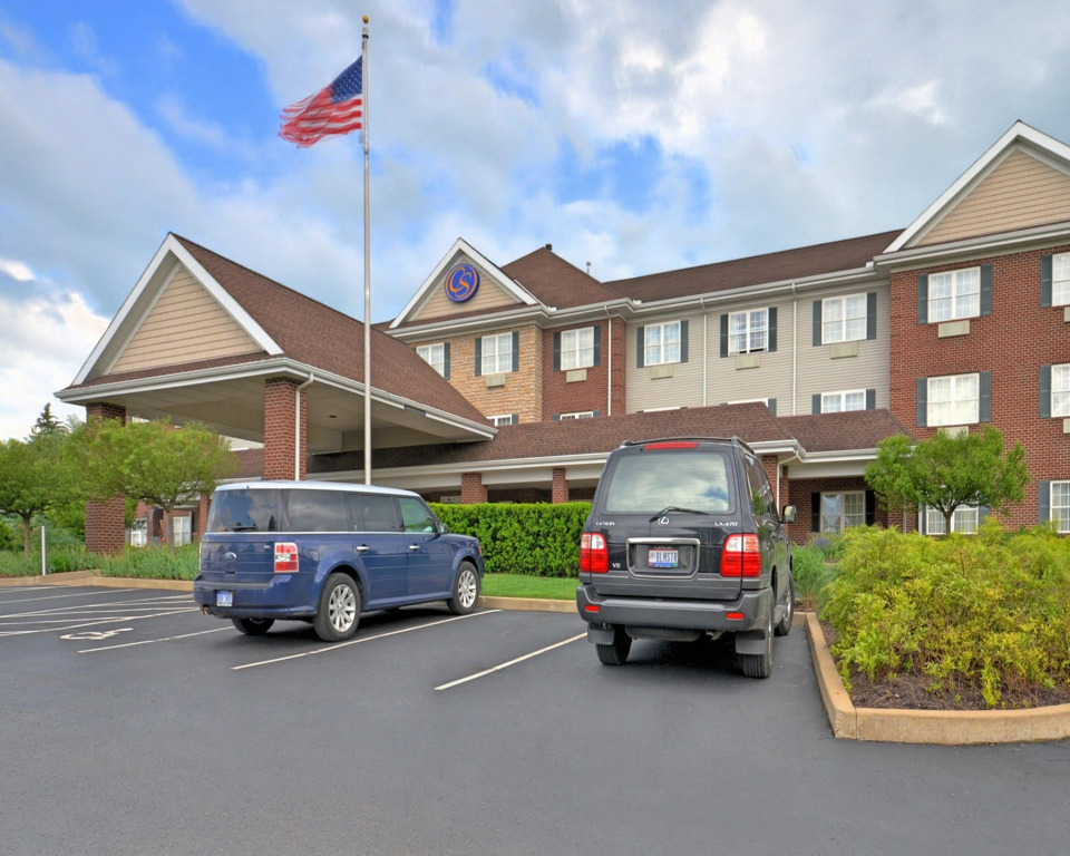 Comfort Suites Hotel and Conference Center