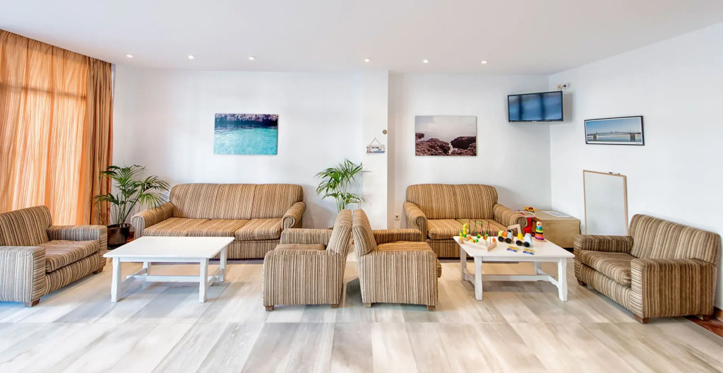 Arcos Playa Apts.