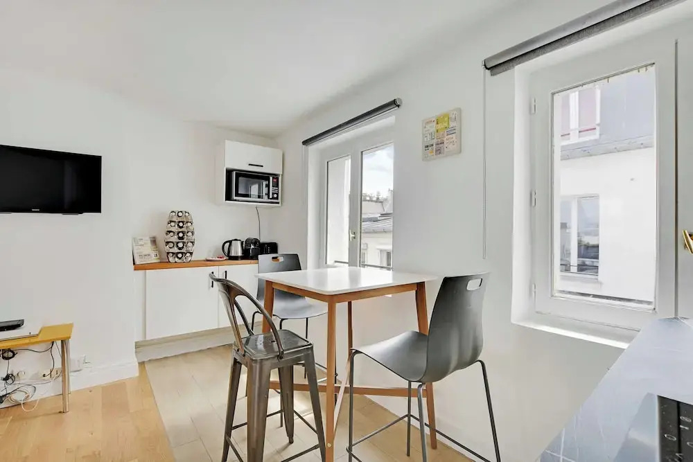 Charming Studio for 2 People - Bastille