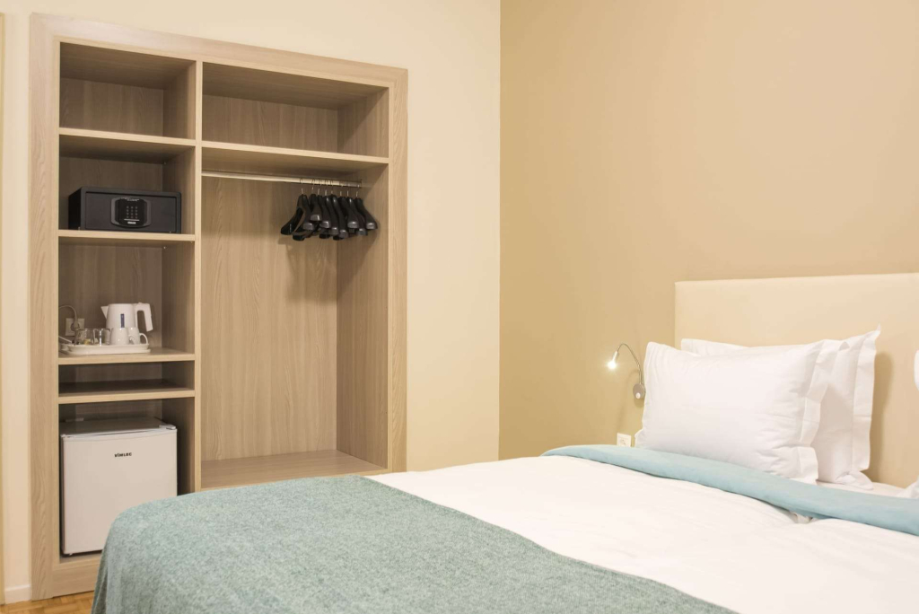 V Hotel Delphi